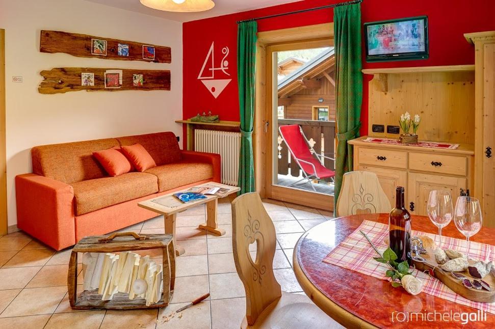Art Apartments Casa Lapis Livigno Zimmer foto